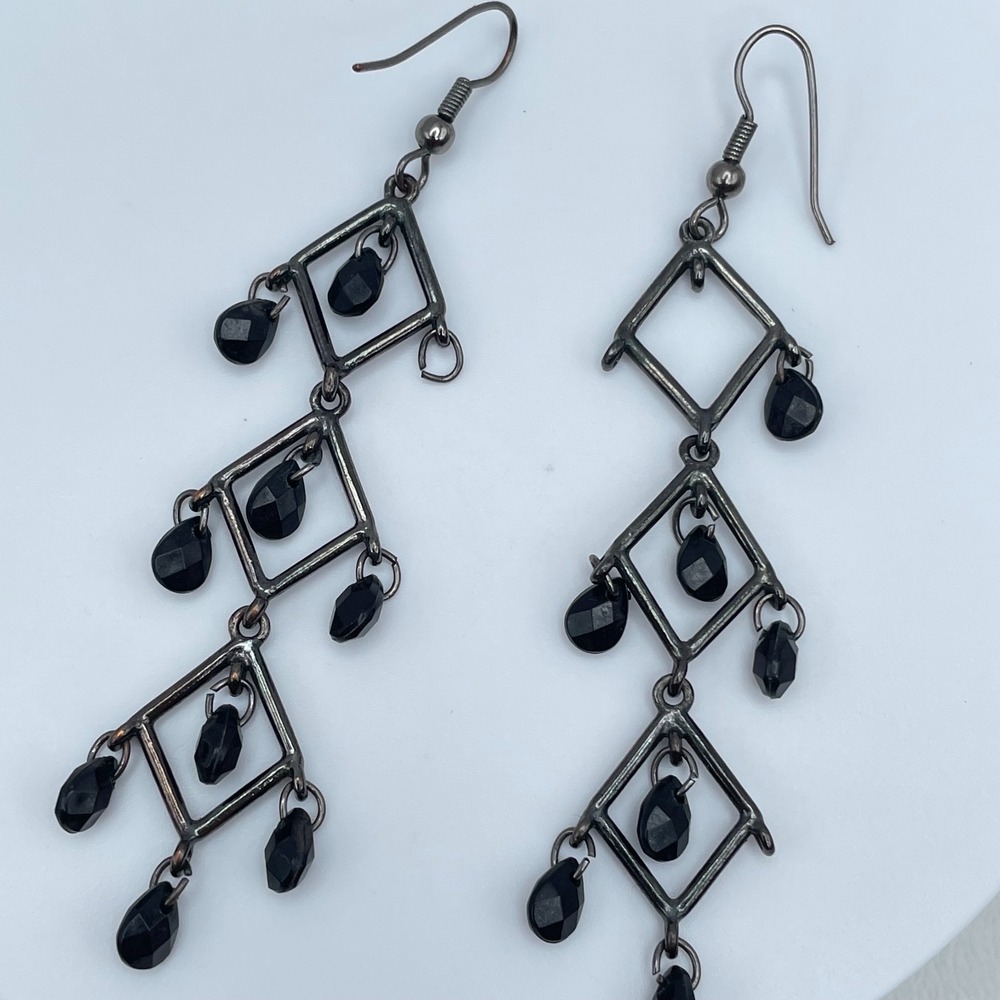 Vintage 90s Black Geometric Drop Beaded Dangle Earrings Women's Classic Jewelry